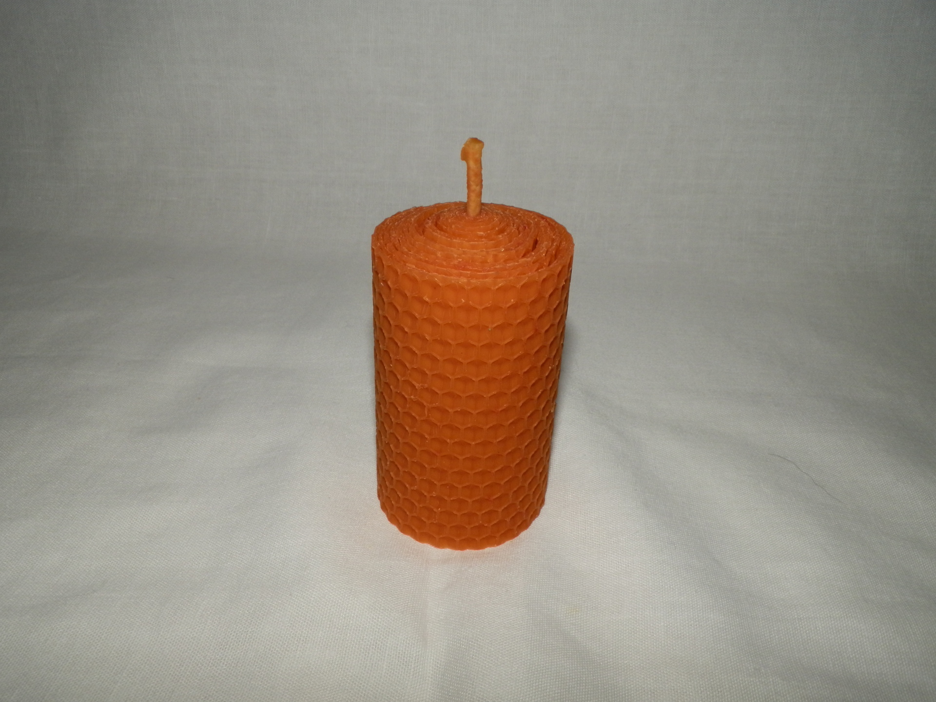 Farebná vosková sviečka - valec 8 x 5 cm - č.A2 – Obrázok 4