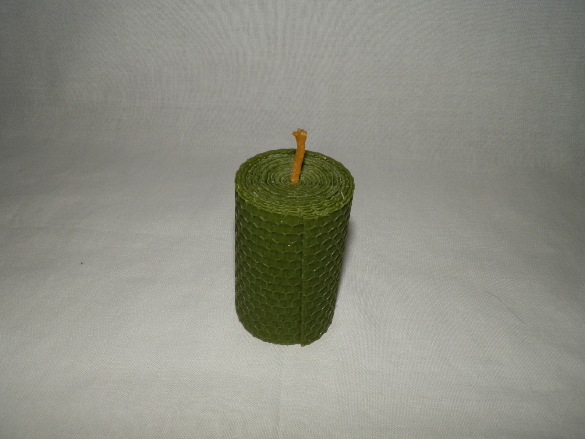Farebná vosková sviečka - valec 8 x 5 cm - č.C2 – Obrázok 4