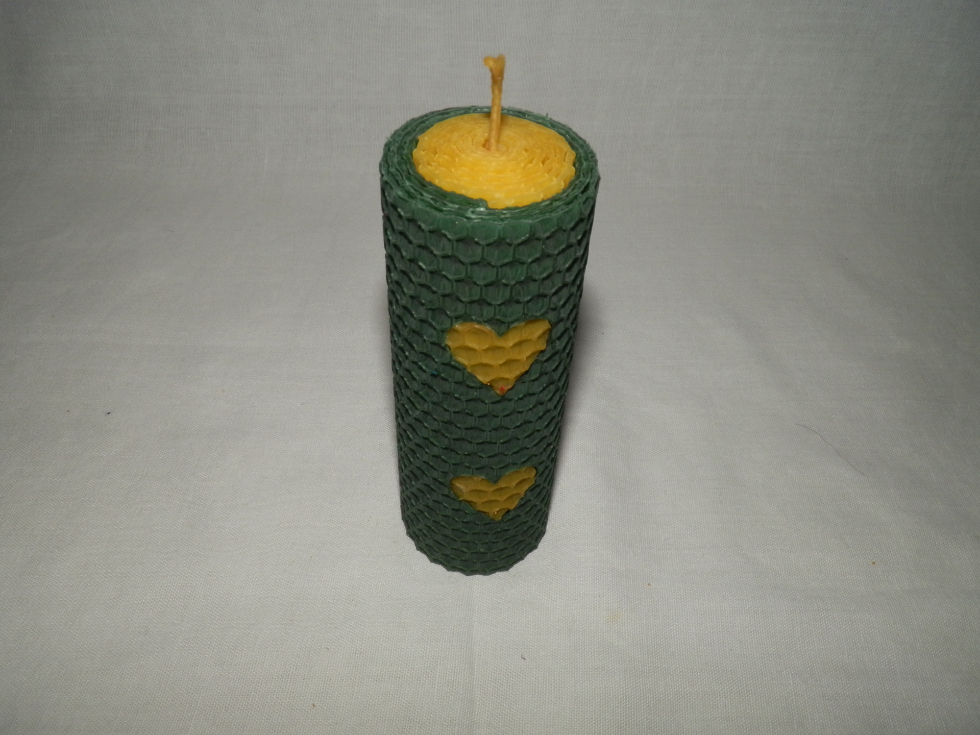 Farebná vosková sviečka - valec 12 x 4 cm - č.21 – Obrázok 4