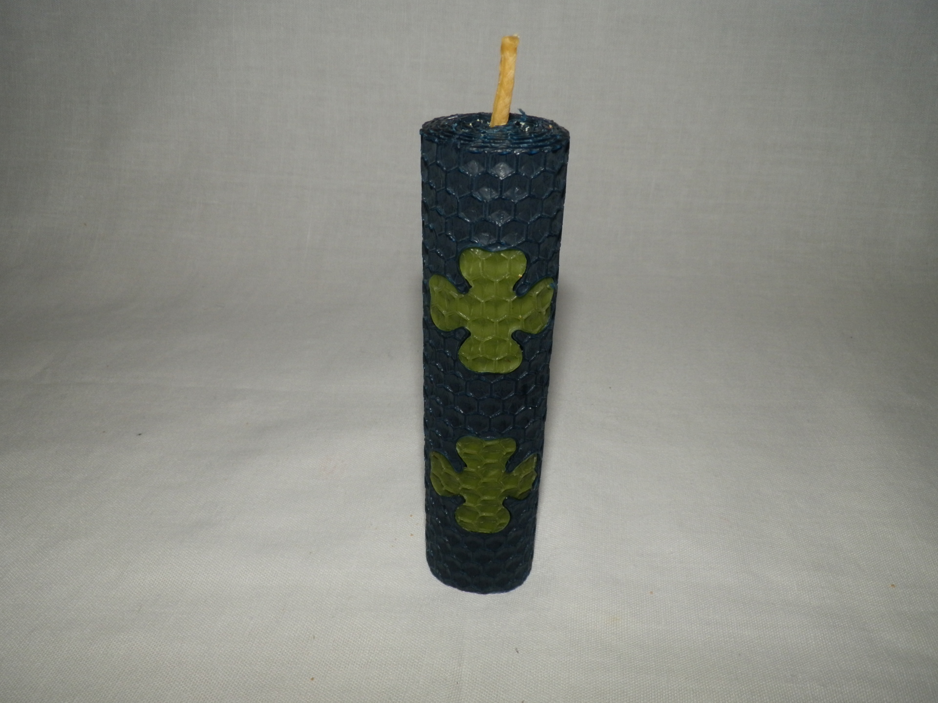 Farebná vosková sviečka - valec 12 x 3 cm - č.29 – Obrázok 4